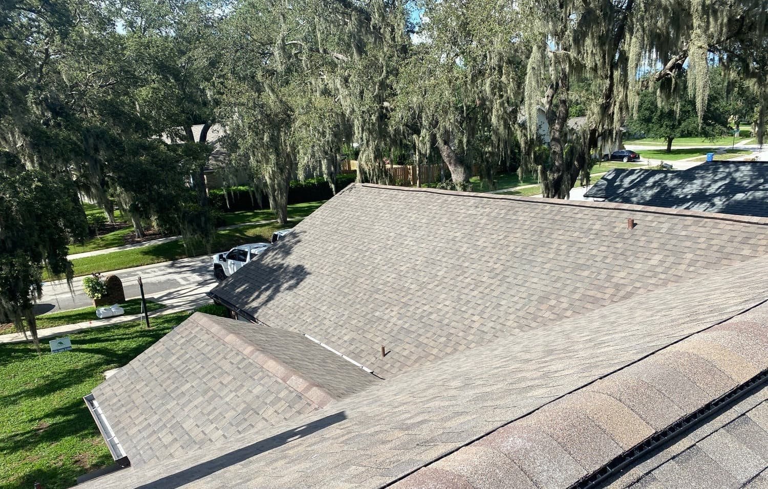 New architectural shingle roof on a Brandon, FL home by Integrity Roofing of Florida