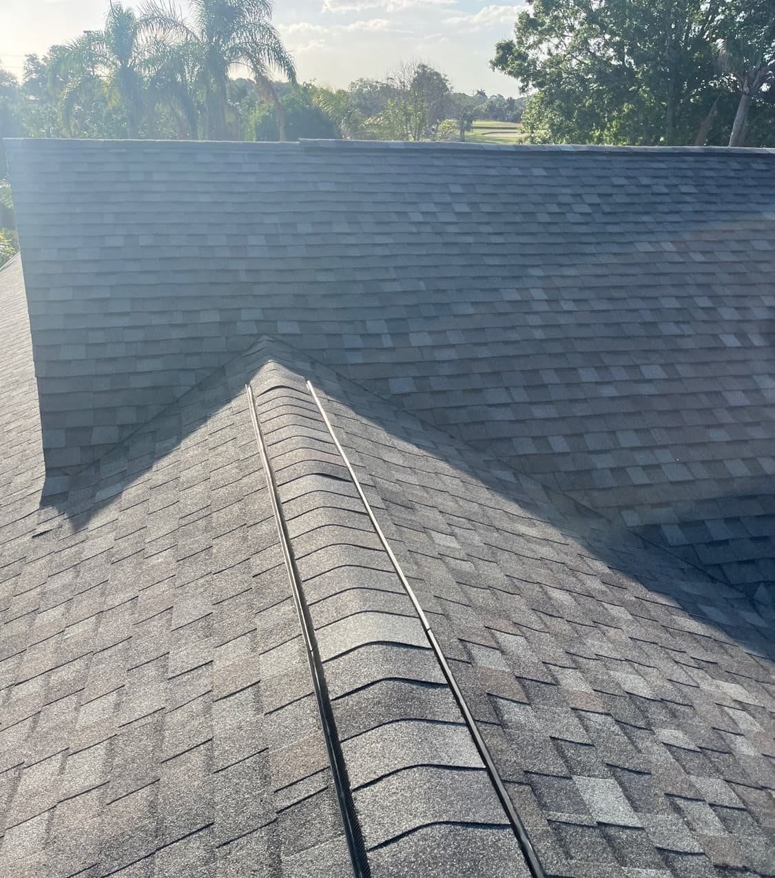 New architectural shingle roof on a Seminole, FL home installed by Integrity Roofing of Florida