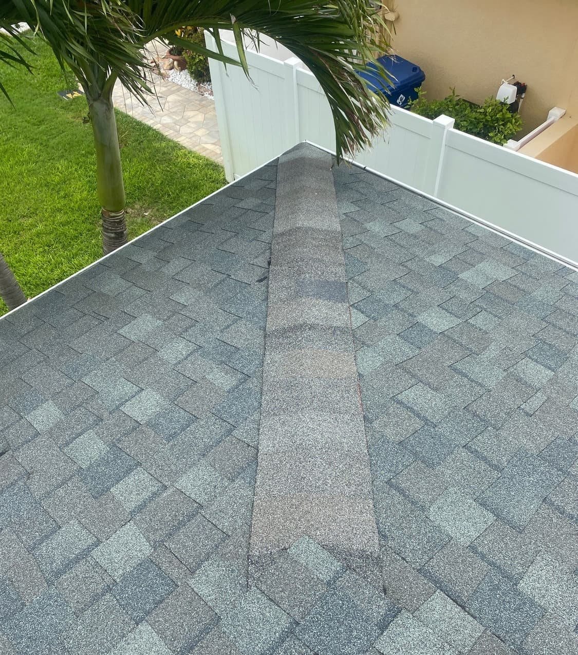 New architectural shingle roof on a Seminole, FL home installed by Integrity Roofing of Florida